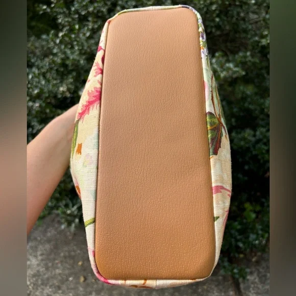 Furla Cream and Pink Floral Shoulder Bag A BEAUTY! - Picture 8 of 9